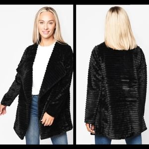 SMALL women BB DAKOTA Nordstrom black faux fur coat long sleeve pockets